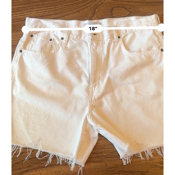 ETICA Skylar Cutoff Short - Vintage White size 31 (US L) - Picture 2 of 9